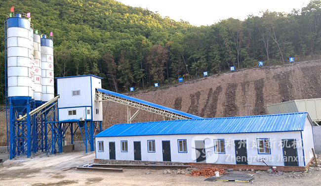 云南客户使用建新机械120混凝土搅拌站设备6年仍然运行稳定